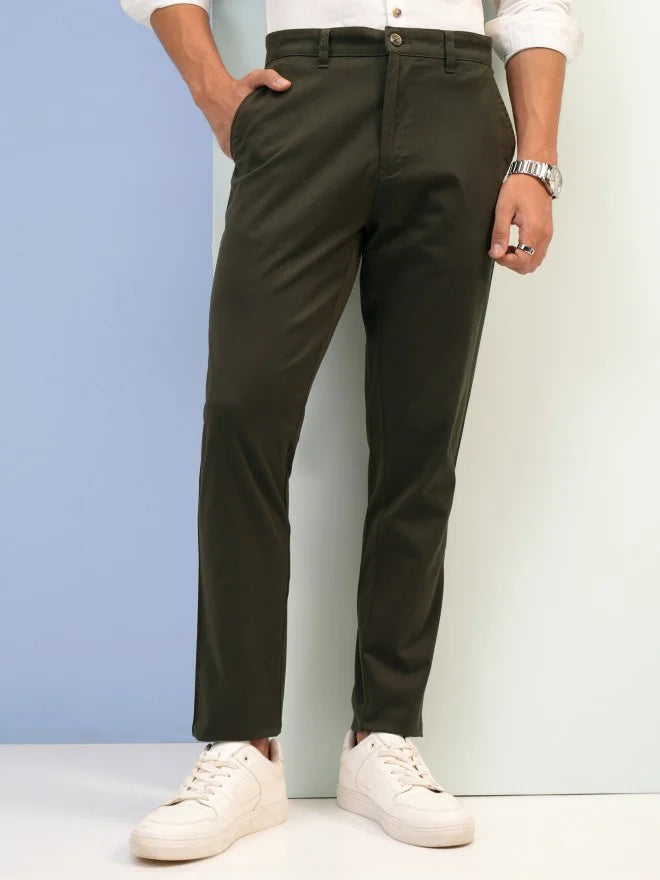 Men Green Tapered Fit Solid Casual Trousers Chinos